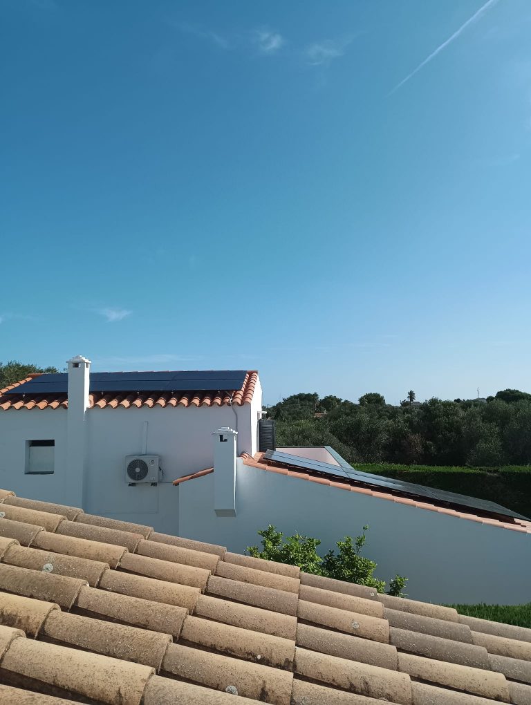 Instalación fotovoltaica en Menorca