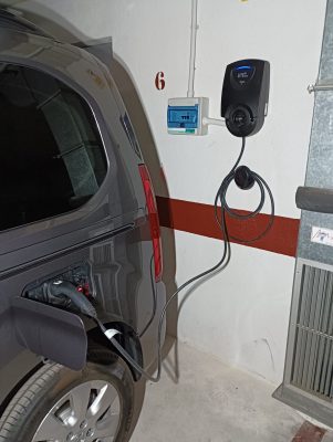 Cargador vehículo eléctrico Veltium Cargador vehículo eléctrico instalado en Mallorca